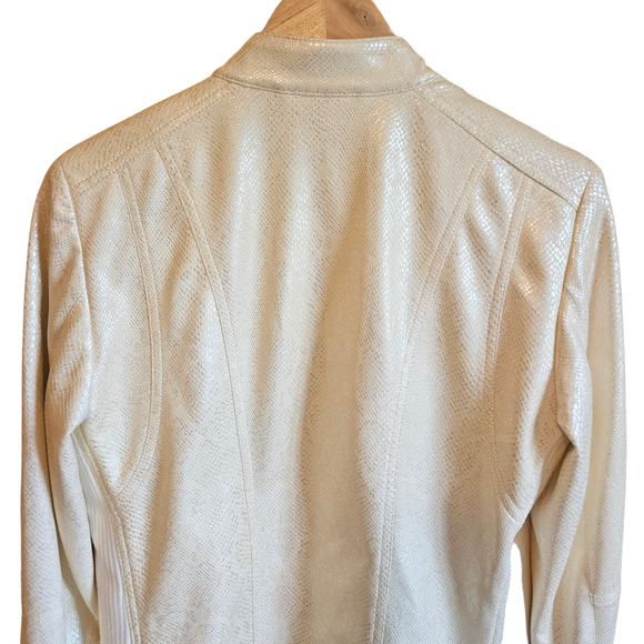 Chico's Snakeskin Embossed Faux Leather Jacket Cream Women's Size 1 (Medium) - Picture 9 of 12